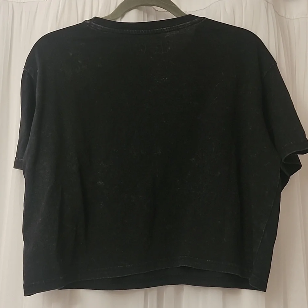 Modelo Crop Top - Picture 2 of 3